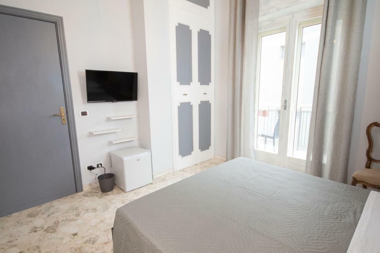 Bed and Breakfast Rudiae Boutique Lecce Exterior foto