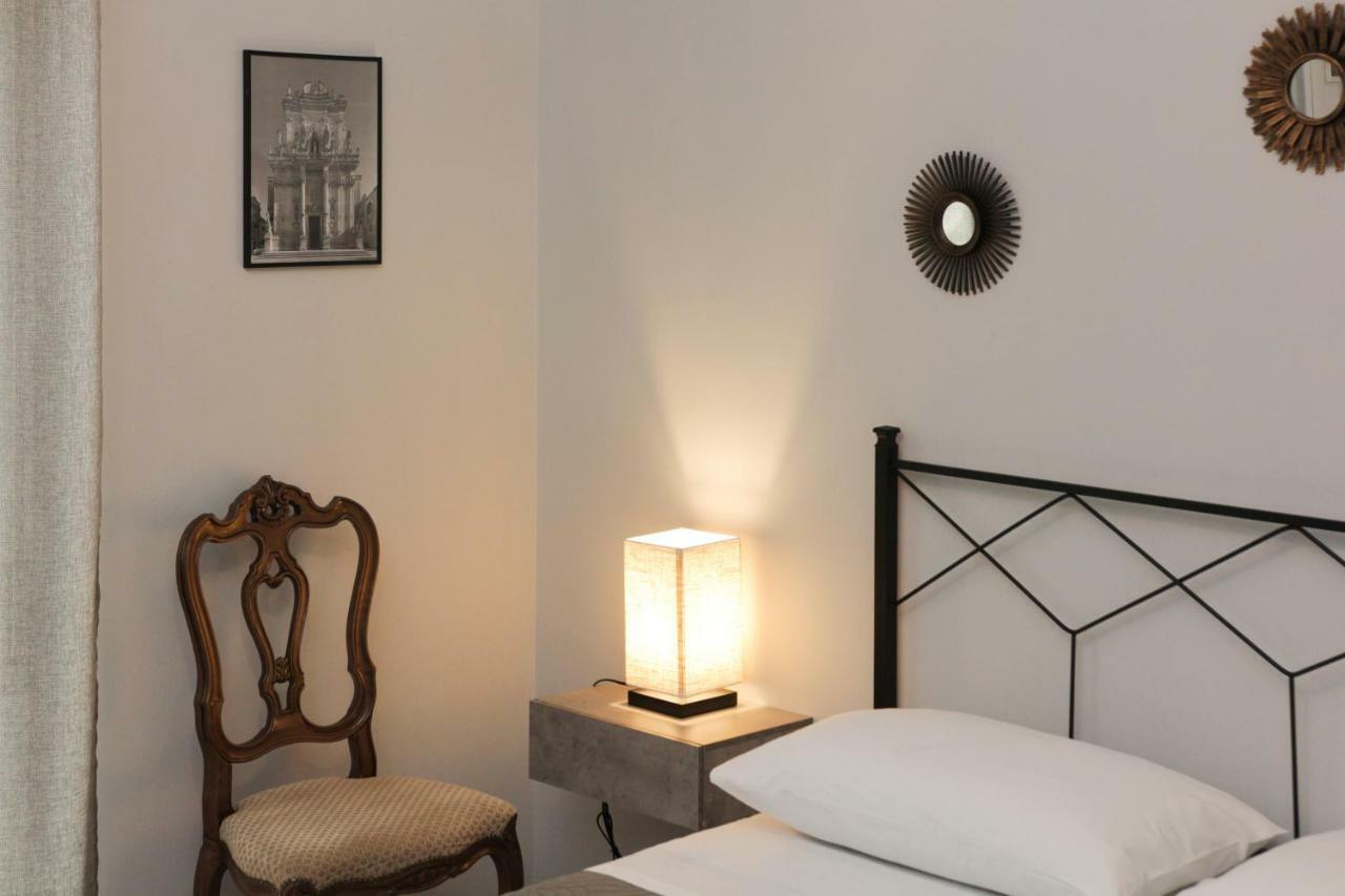 Bed and Breakfast Rudiae Boutique Lecce Exterior foto